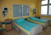 Oddział ginekologiczno położniczy z oddziałem noworodkowym - sala z łóżkami